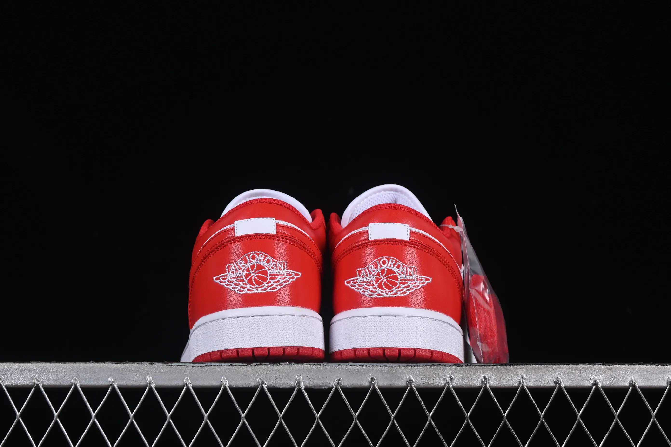 All categories Air Jordan Jordan series basketball shoes Air Jordan 1 Low Air Jordan 1 Low AJ1 Joe 1 white and red color low-top cultural and casual sneakers 553558-166